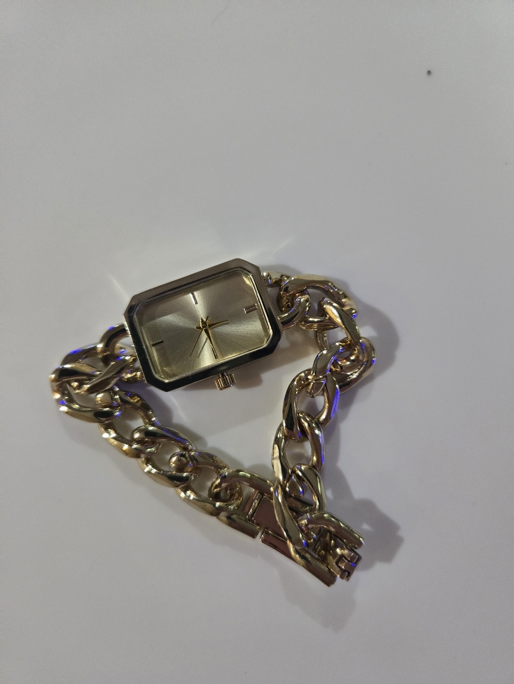 Gold Chain Watch - Picture 9 of 14